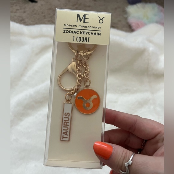 Taurus keychain - Picture 2 of 3